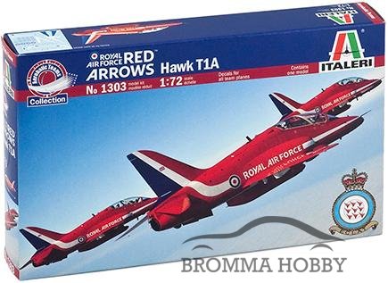 Hawk T1A - Red Arrows - Klicka på bilden för att stänga