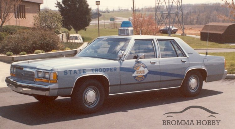 Ford LTD Crown Victoria (1983) - Kentucky State Police - Rain Man - Klicka på bilden för att stänga