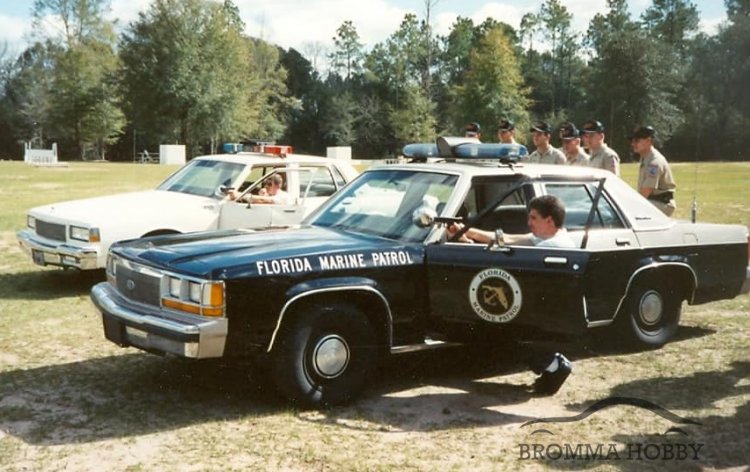 Ford LTD Crown Victoria (1990) - Florida Marine Patrol - Klicka på bilden för att stänga