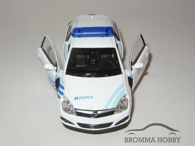 Opel Astra GTC - Belgian Police - Click Image to Close
