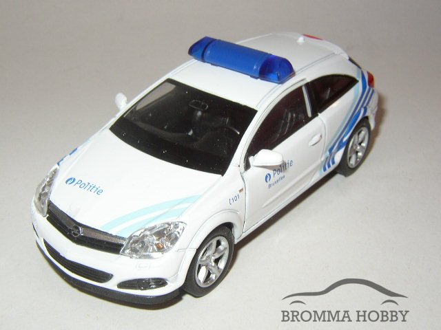 Opel Astra GTC - Belgian Police - Click Image to Close