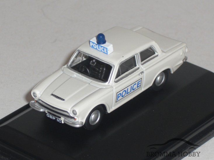 Ford Cortina Mk1 - Police - Click Image to Close