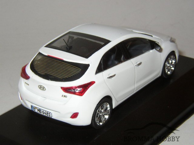 Hyundai i30 (2012) - Klicka på bilden för att stänga