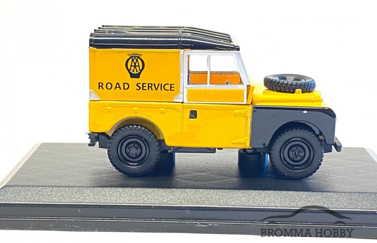 Land Rover 88 inch - AA - Click Image to Close