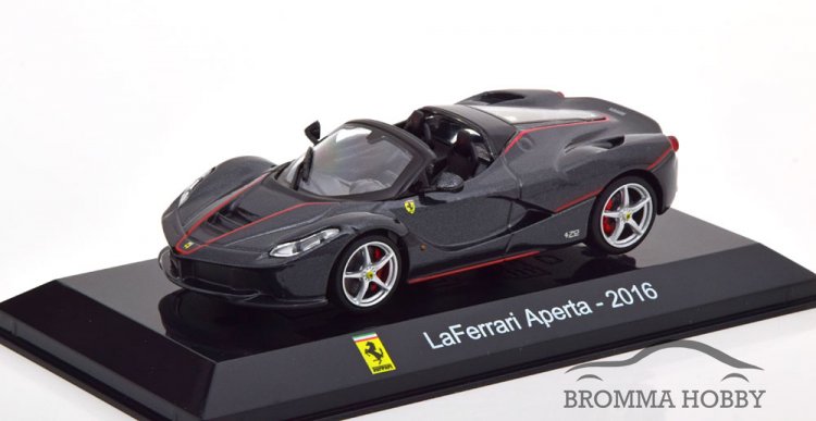Ferrari LaFerrari Aperta (2016) - Klicka på bilden för att stänga