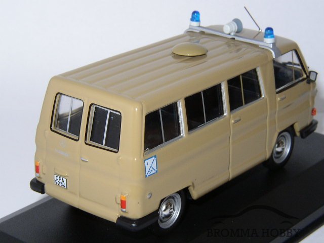 Mercedes N1300 (1980) - Policia - Klicka på bilden för att stänga