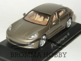 Porsche Panamera 4 (2009)