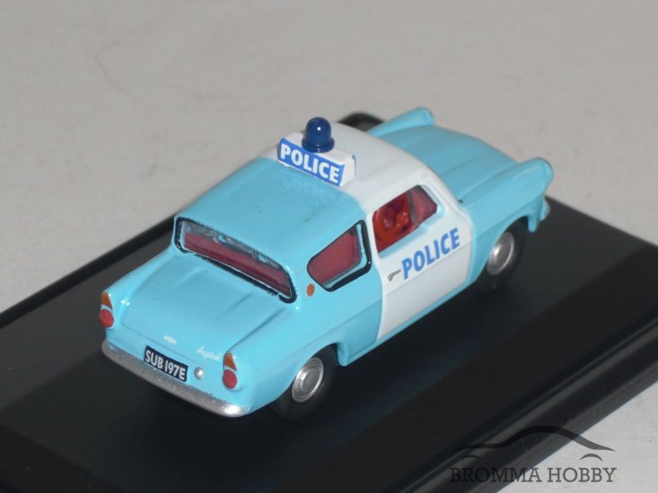 Ford Anglia - Police - Klicka på bilden för att stänga