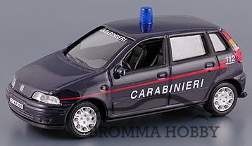 Fiat Punto - Carabinieri - Klicka på bilden för att stänga