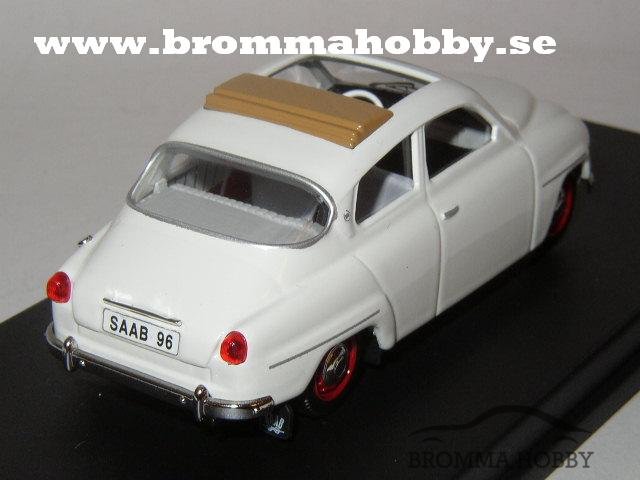 SAAB 96 with sunroof (1961) - Click Image to Close