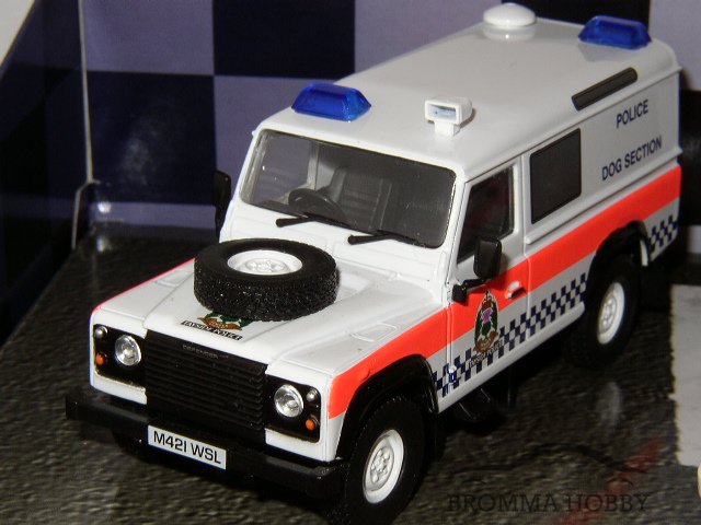 Tayside Police Set - Land Rover Defender + Ford Sierra - Click Image to Close